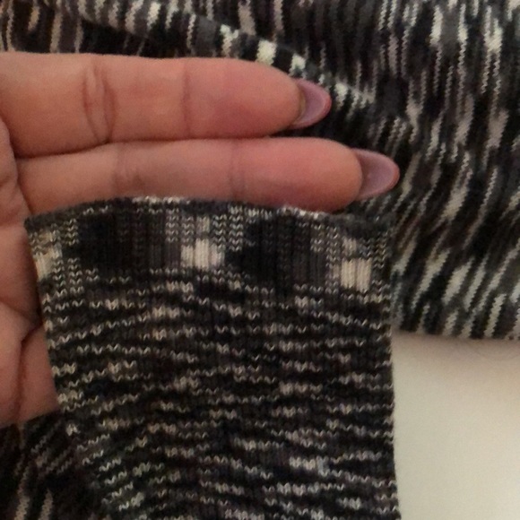 Black and white cardigan size S - Picture 7 of 8